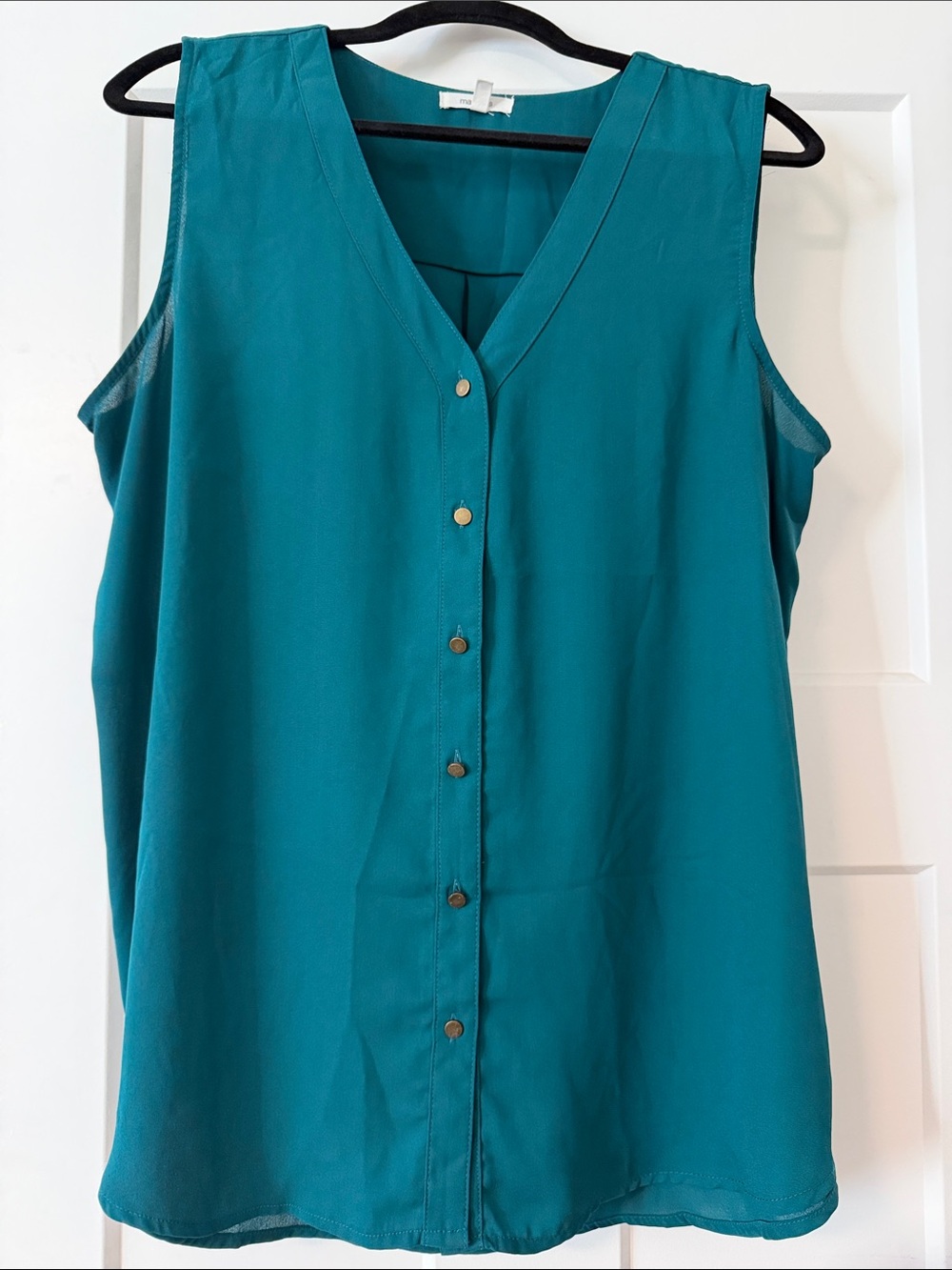 Maurices Teal Sleeveless Button-Front V-Neck Blouse